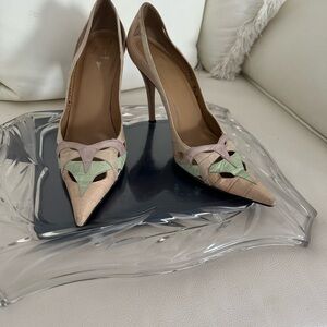 Stuart Weitzman Tan and Mint Heels size 8,5